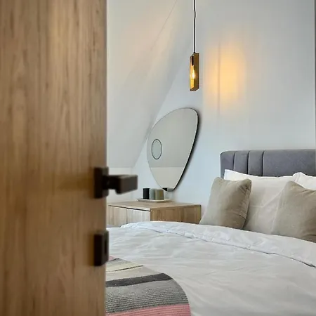 Apartment Modern & Classy For 4 Guests & Parking Sofia