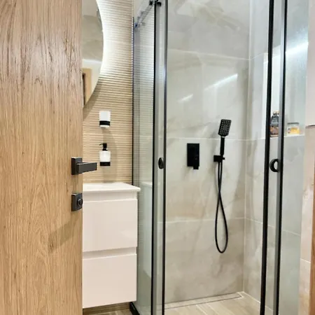 Modern & Classy For 4 Guests & Parking * Sofia
