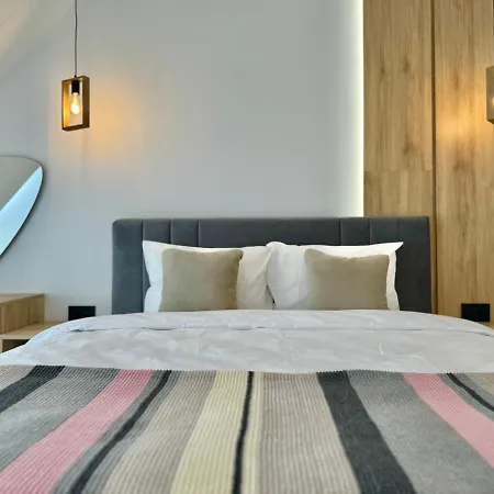 Modern & Classy For 4 Guests & Parking * Sofia